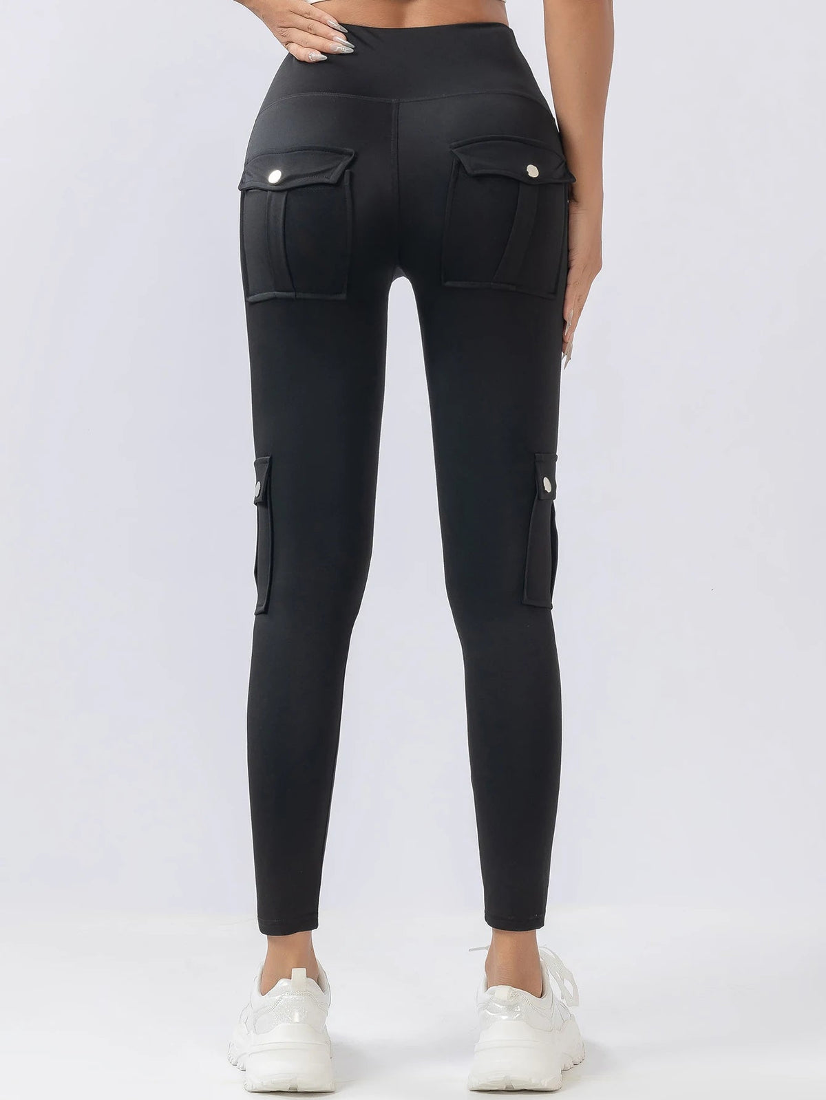 Motion Cargo Legging