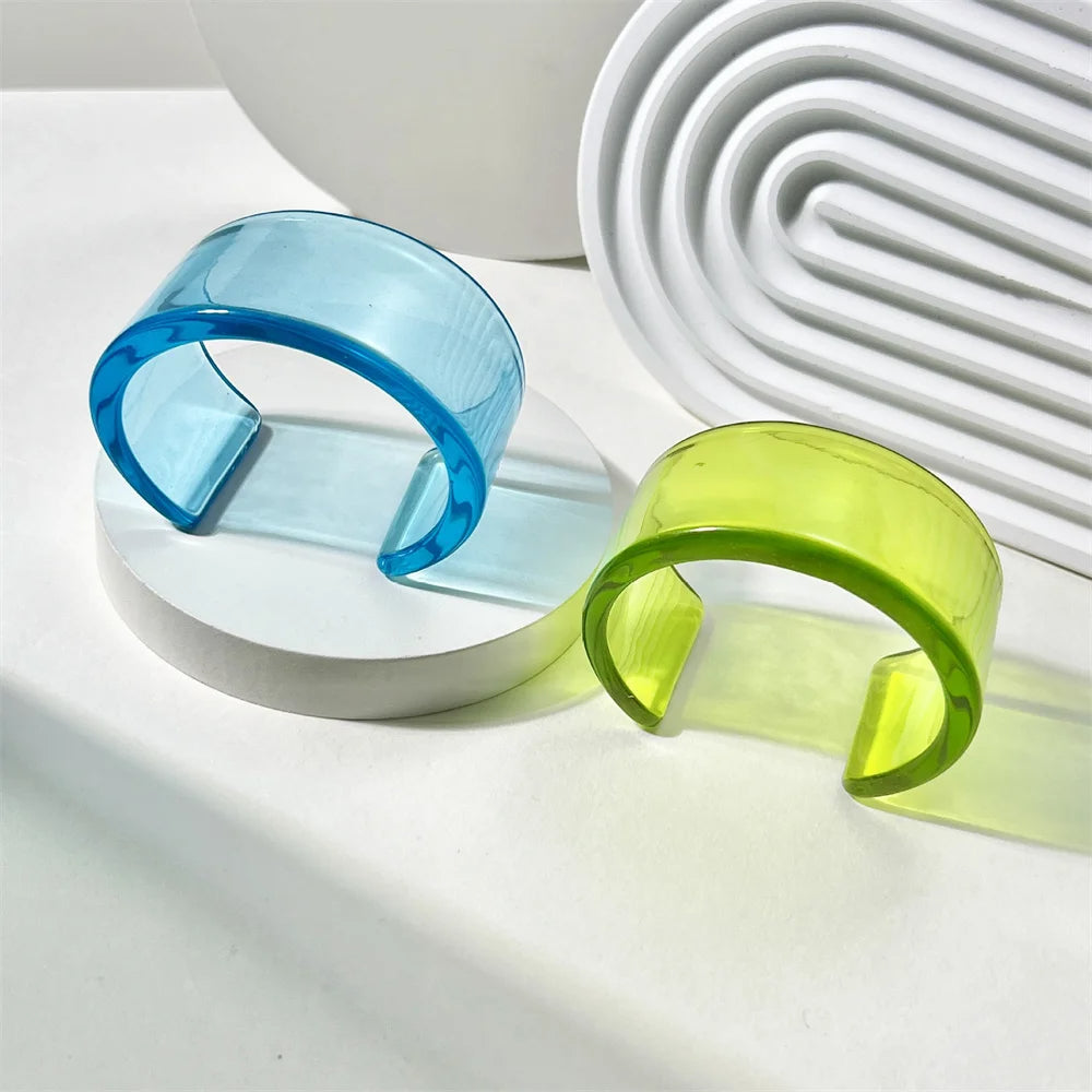 Glossique Acrylic Bangle