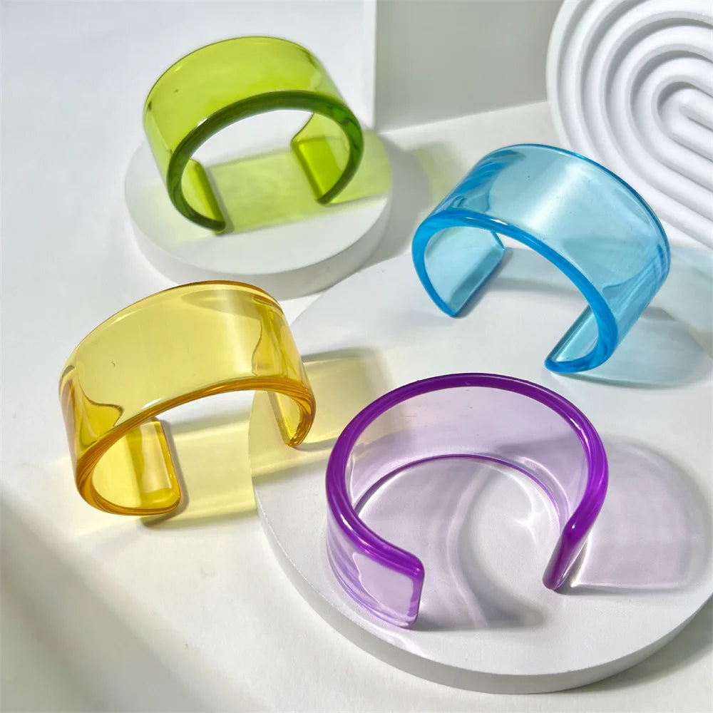 Glossique Acrylic Bangle