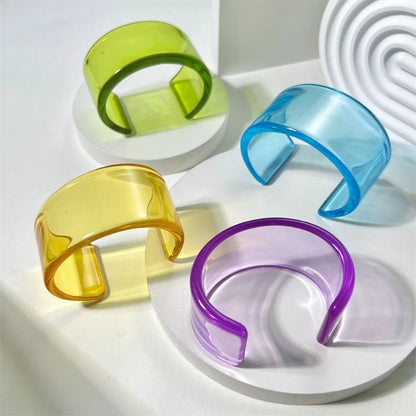 Glossique Acrylic Bangle