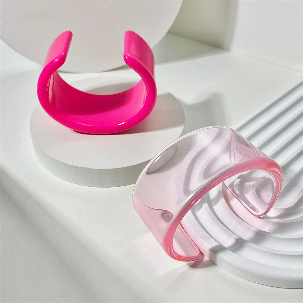 Glossique Acrylic Bangle