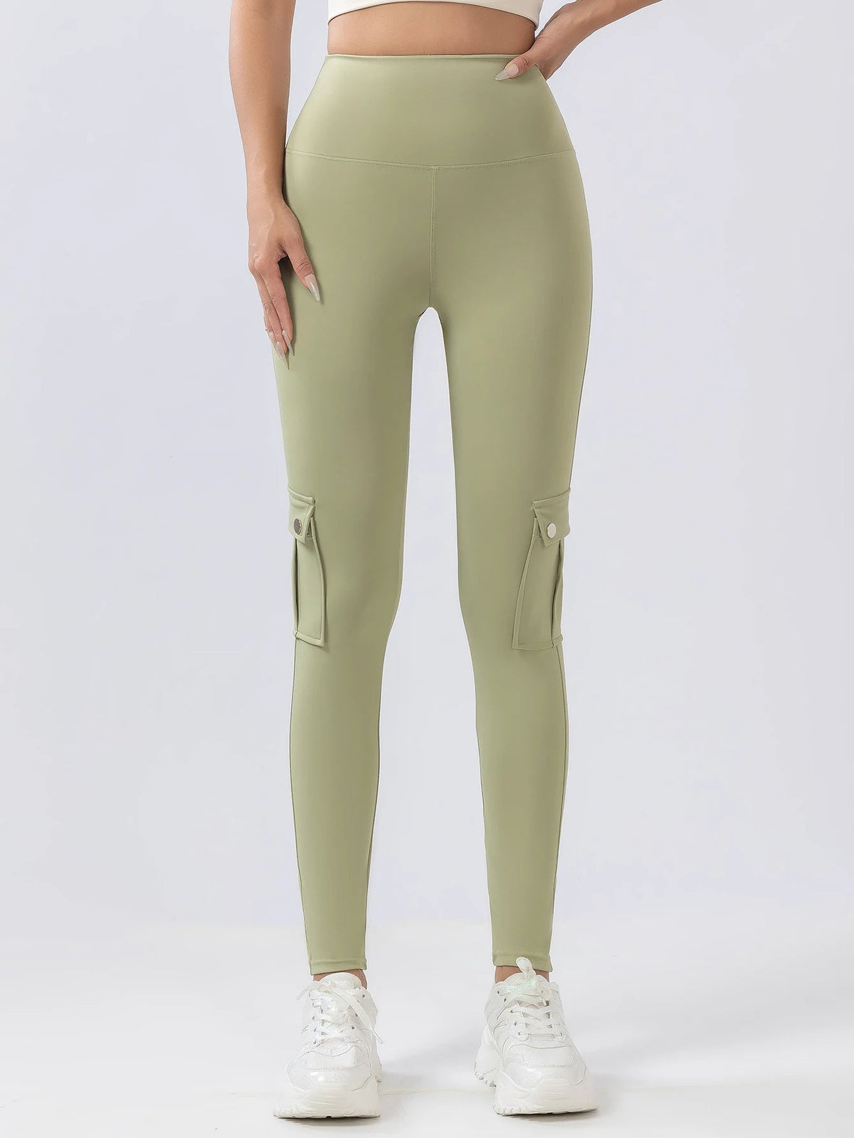 Motion Cargo Legging