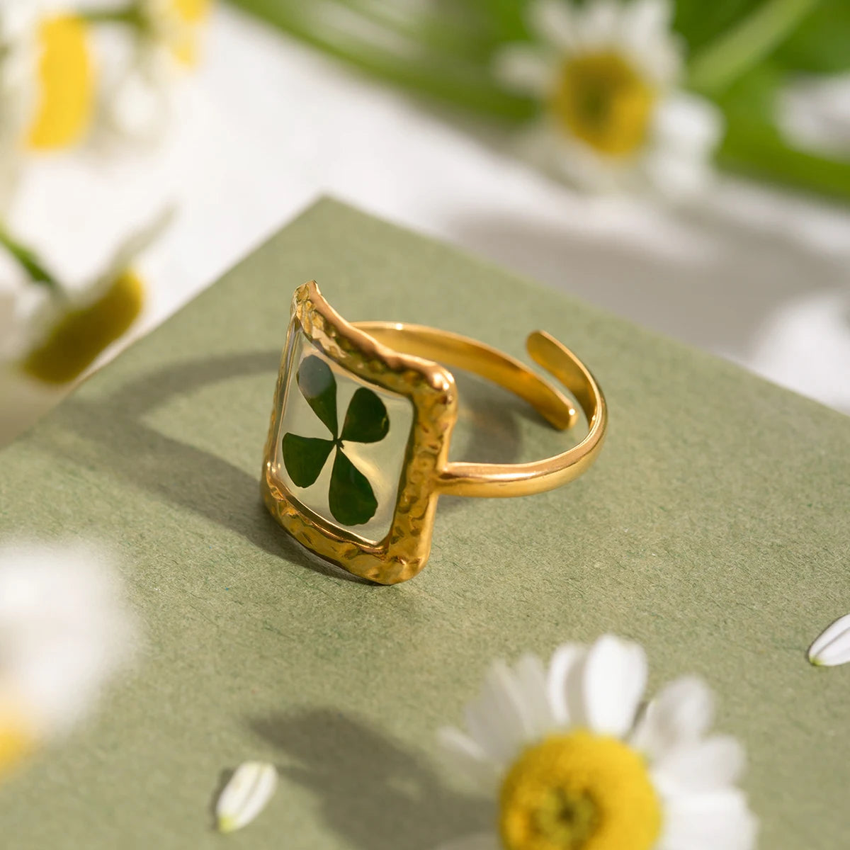 Fleur Reliques Ring