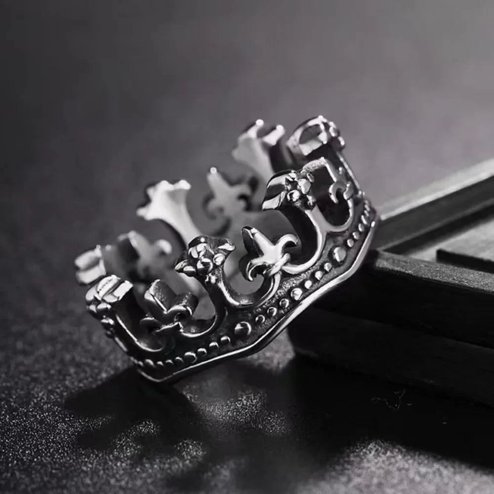 Kingmaker Crown Ring