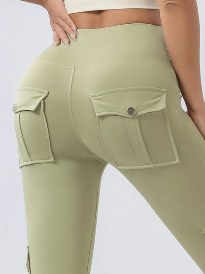 Motion Cargo Legging