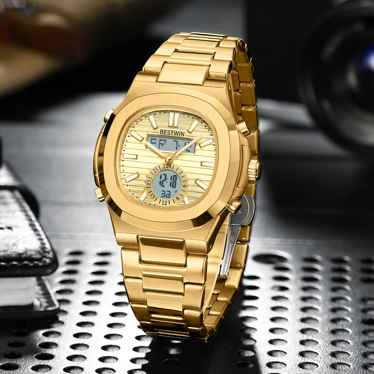 Navion Hybrid Watch