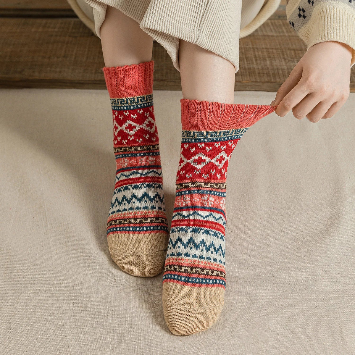Winter Motif Knit Sock Set