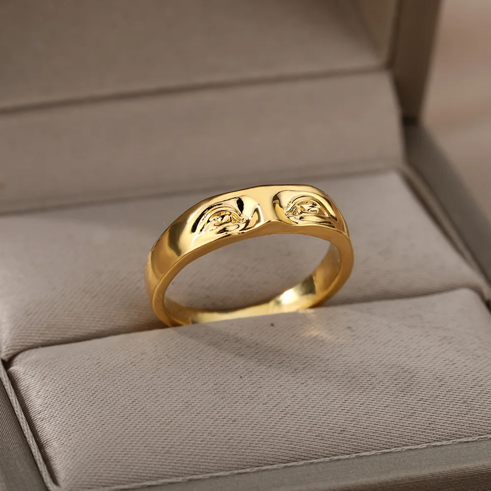 Trinity Face Ring Set