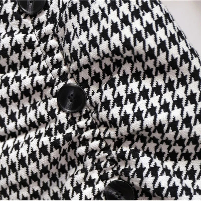 La Rue Houndstooth Trumpet Skirt