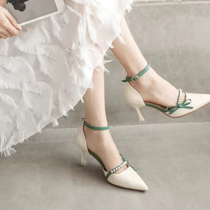 La Vie Pearl Bow Heel