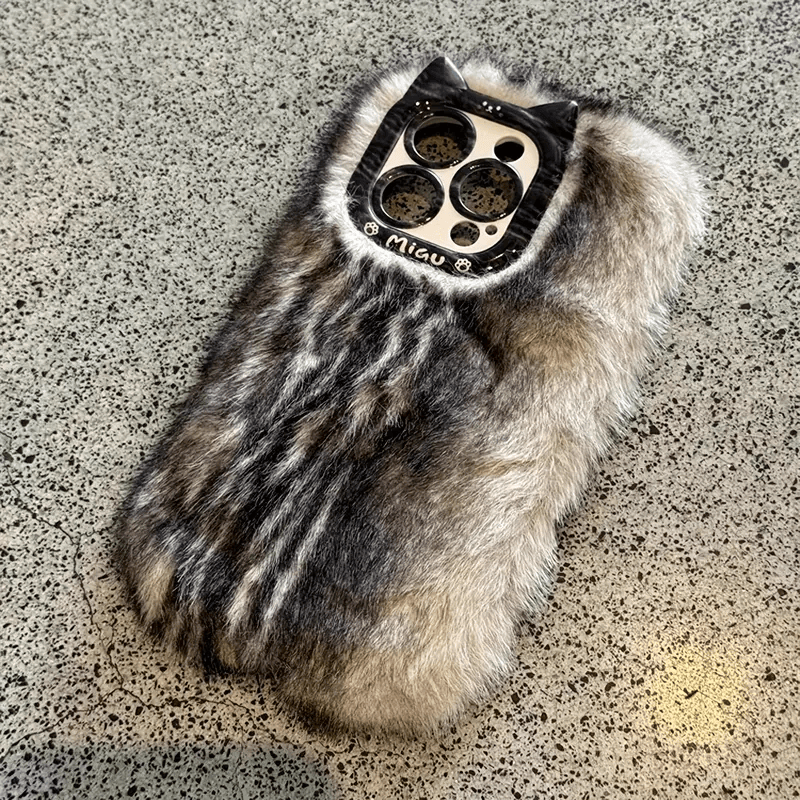 Félin Furry iPhone Case