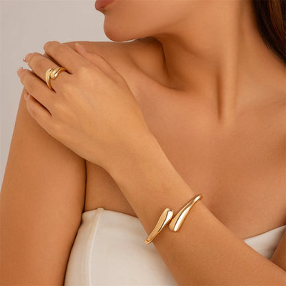 Vérité Ring & Bracelet Set