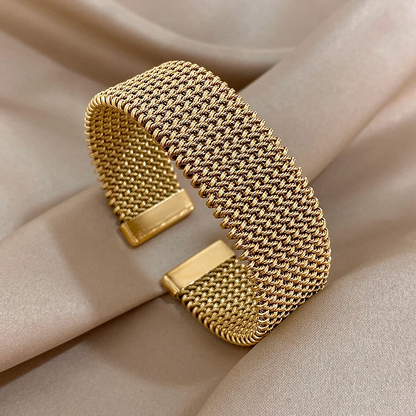 Solène Mesh Cuff Bracelet