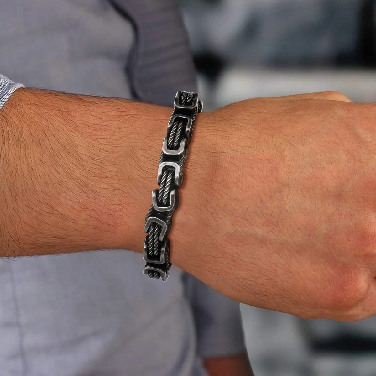 Rogue Forged Chain Cuff