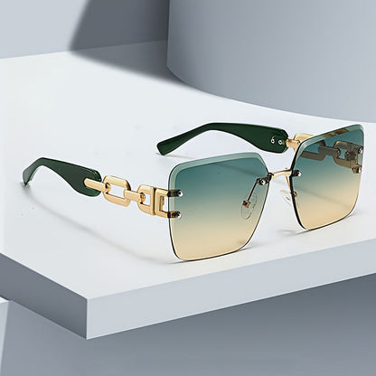 La Vie Chain Link Sunglasses