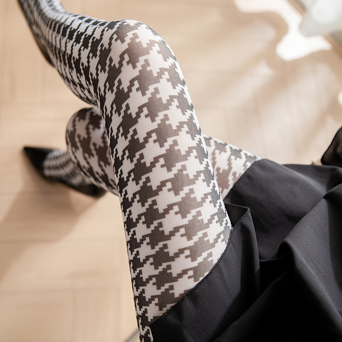 Icon Patterned Tights