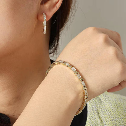 Aurix Zircon Bracelet