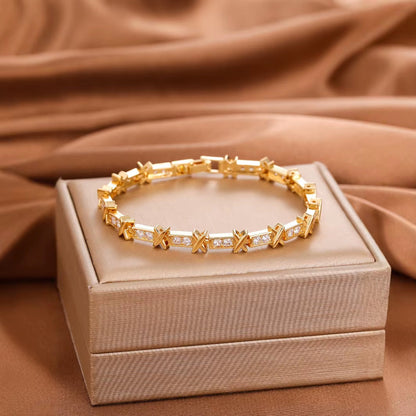 Aurix Zircon Bracelet